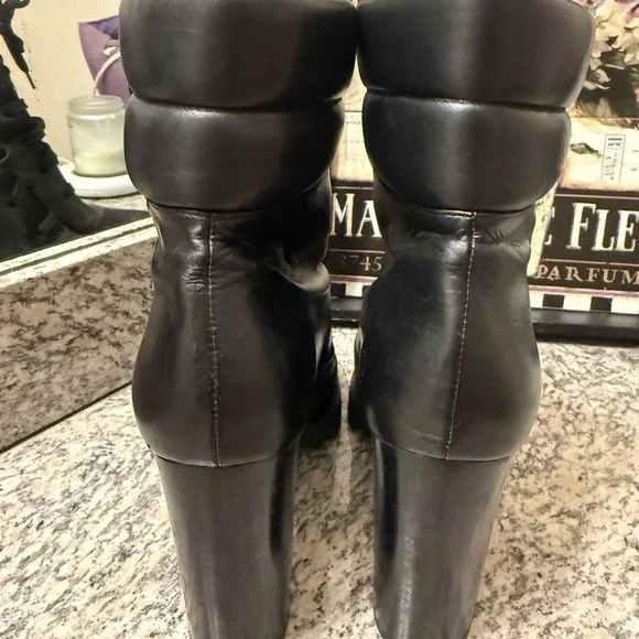 Stuart Weitzman Cyler Ankle Boots – Black Leather - Picture 2 of 5